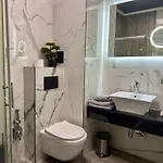 Ξενοδοχείο με διαμερίσματα Luxury Ivon Φιλιππούπολη