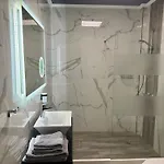 Ξενοδοχείο με διαμερίσματα Luxury Ivon Φιλιππούπολη