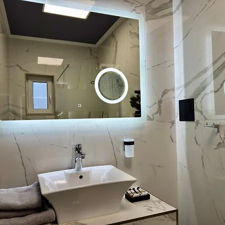 Luxury Ivon 4* Φιλιππούπολη