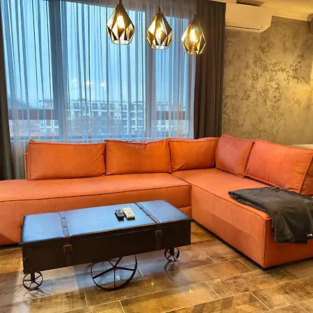 Luxury Ivon Hotel apartamentowy 4*