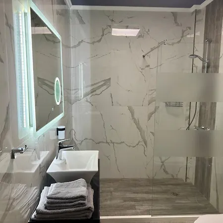 Hotel apartamentowy Luxury Ivon Płowdiw