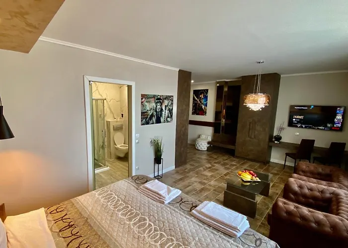 Luxury Ivon Апарт-отель Пловдив