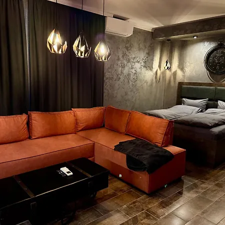 Luxury Ivon Lejlighedshotel 4*