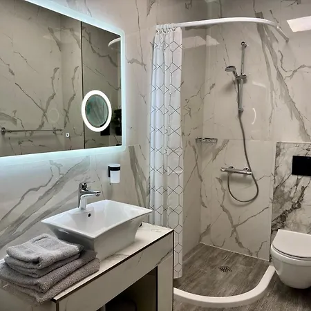 Luxury Ivon 4* Plovdiv