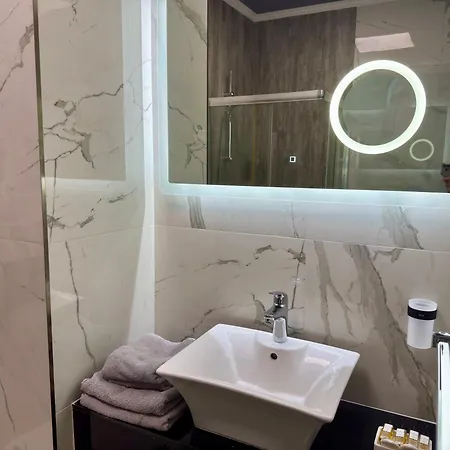 Aparthotel Luxury Ivon